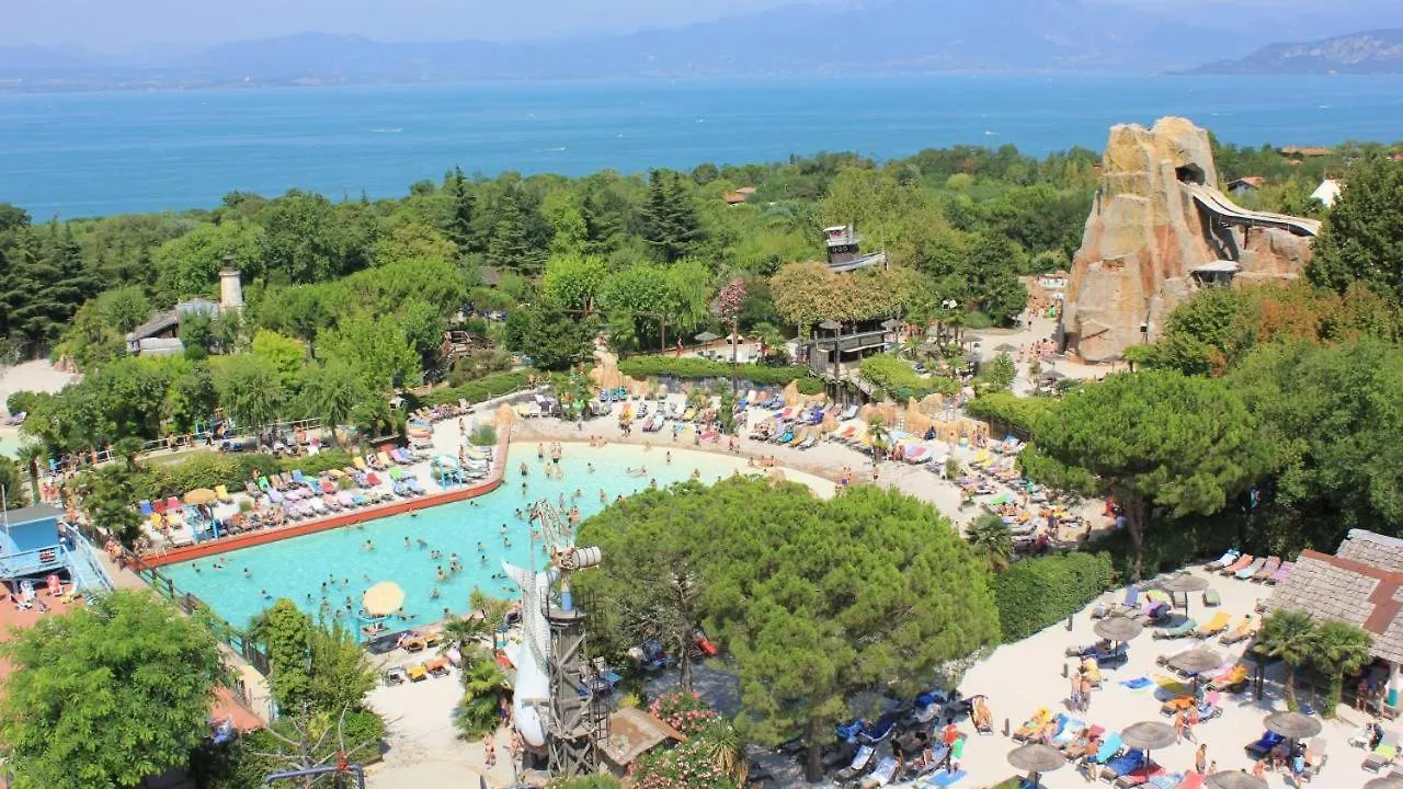 Apartment Chervo - Sirmione - La Villa Dei Giardini Pozzolengo